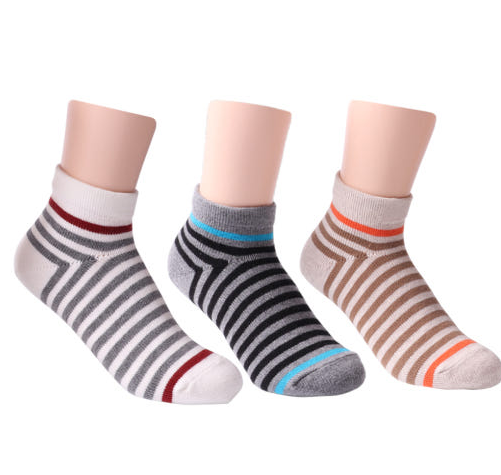 non-compression socks with gentle, secure hold